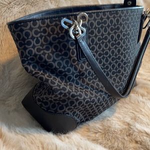 Coach shoulder bag
